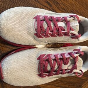 Brooks Levitate Women’s Shoes